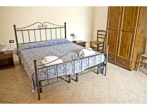 Borgo Di Pomaia Appartement Buitenkant foto